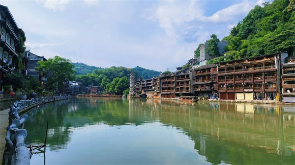 “湘”約鳳凰，相守未來——2022博皓快樂湖南行    -24